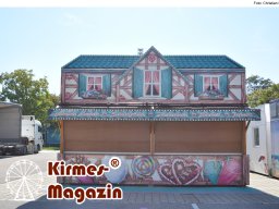 Aufbau des Ingolstädter Herbstvolksfestes 2025