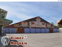Aufbau des Donaumoos-Volksfestes Karlshuld 2025